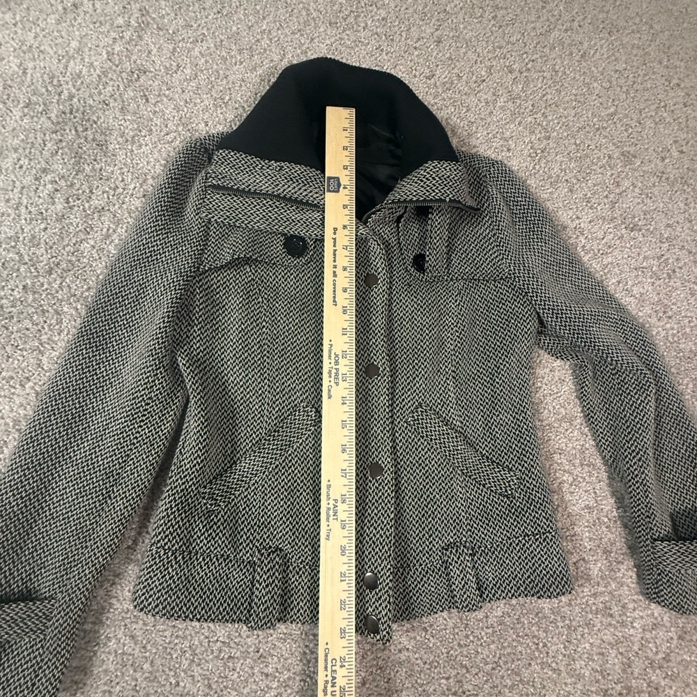 Forever 21 Tweed Houndstooth Fitted Tailored Wool-Blend Jacket – Size Medium - Picture 5 of 8